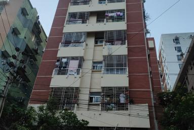 উত্তরায় শান্তিপূর্ণ বাসা